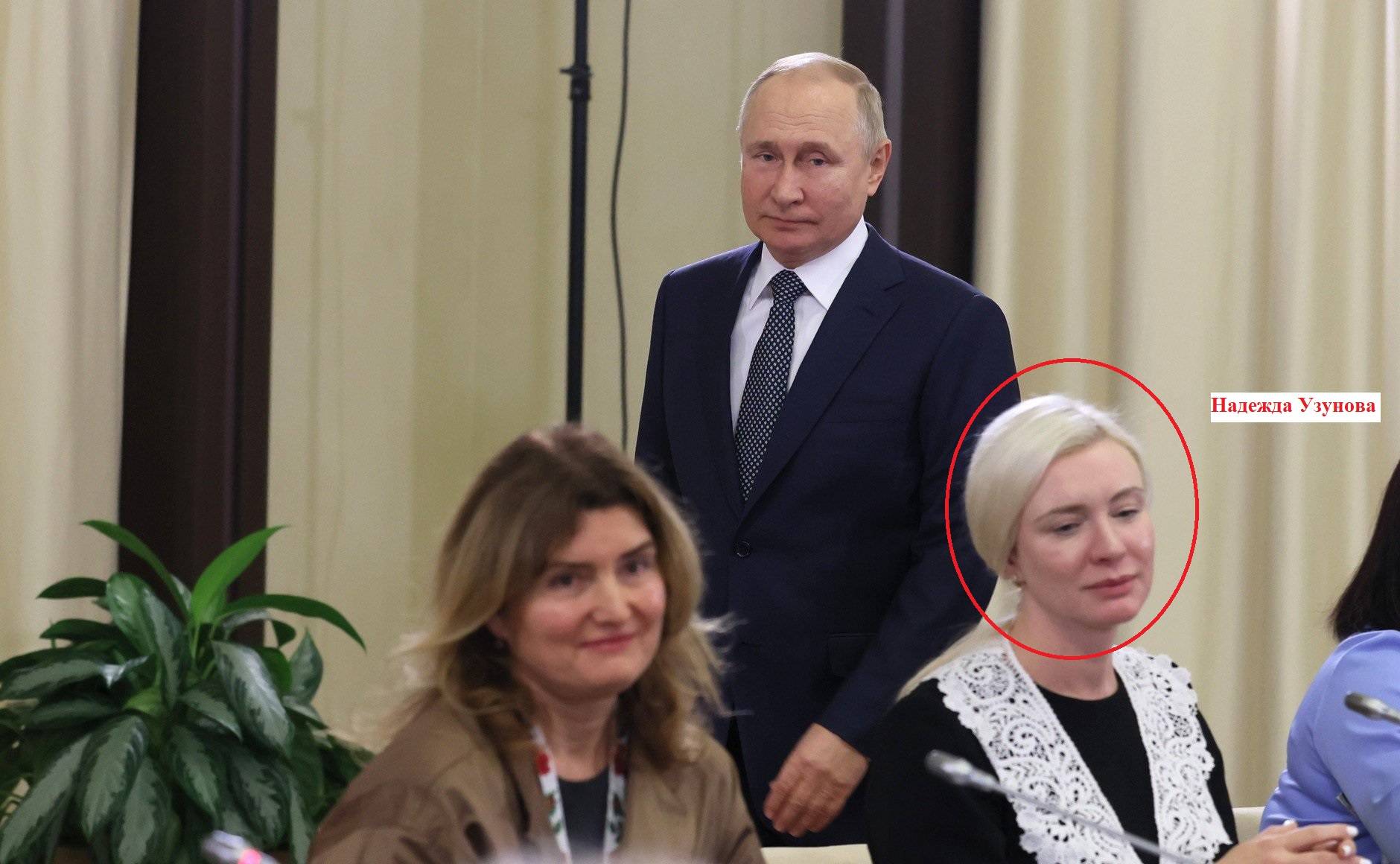 Срещата на военнопрестъпника Путин с майки на руски военнослужещи в Украйна